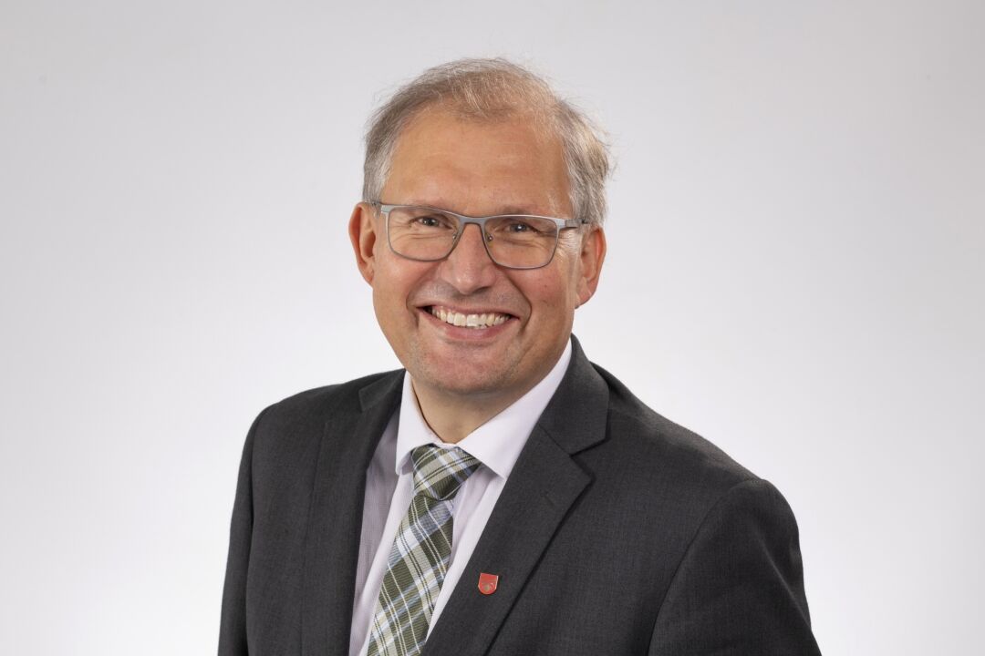 Portrettbilde av Terje Riis-Johansen.